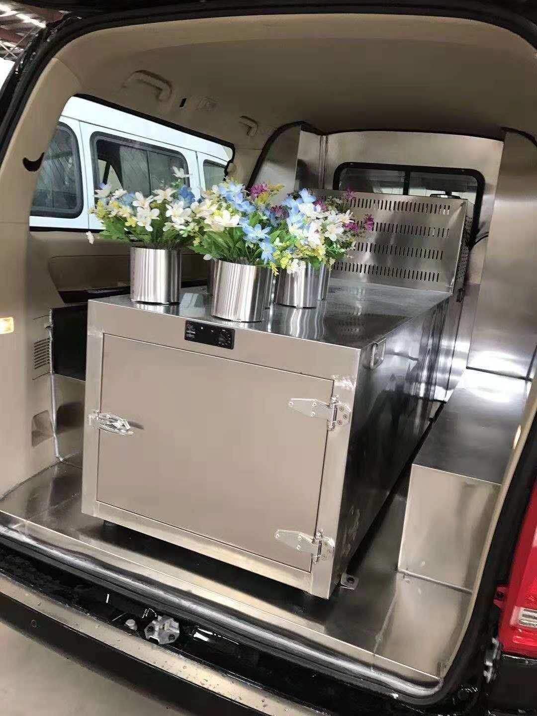 遗体运输车 遗体运输车